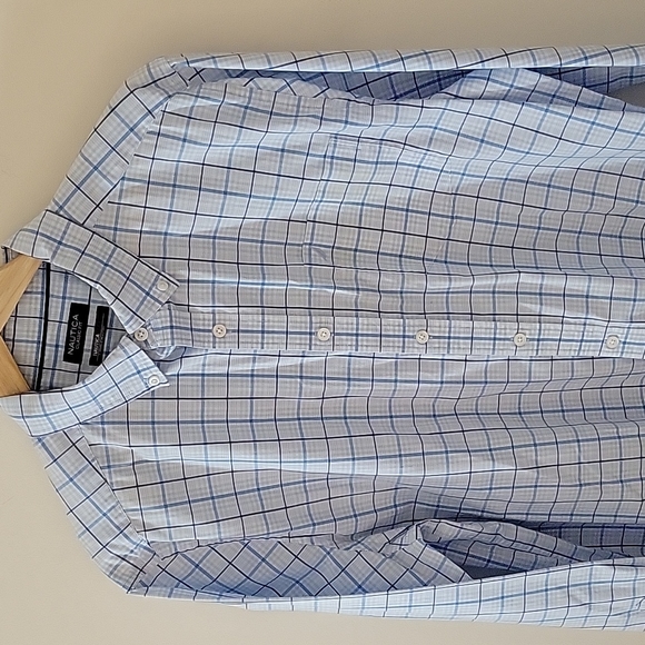 XL NAUTICA FLEX & WRINKLE RESISTANT PLAID LONG SLEEVE SHIRT - Picture 2 of 9